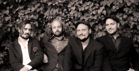 Kreivitpromo1mustavalko